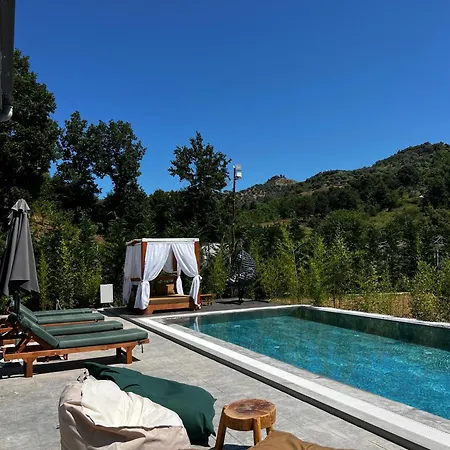 Villa Aries Vorë